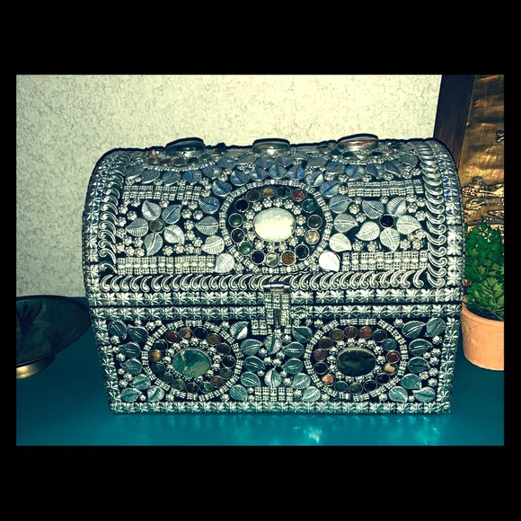 Other - Handmade Sajai chest from India w/ agate stones